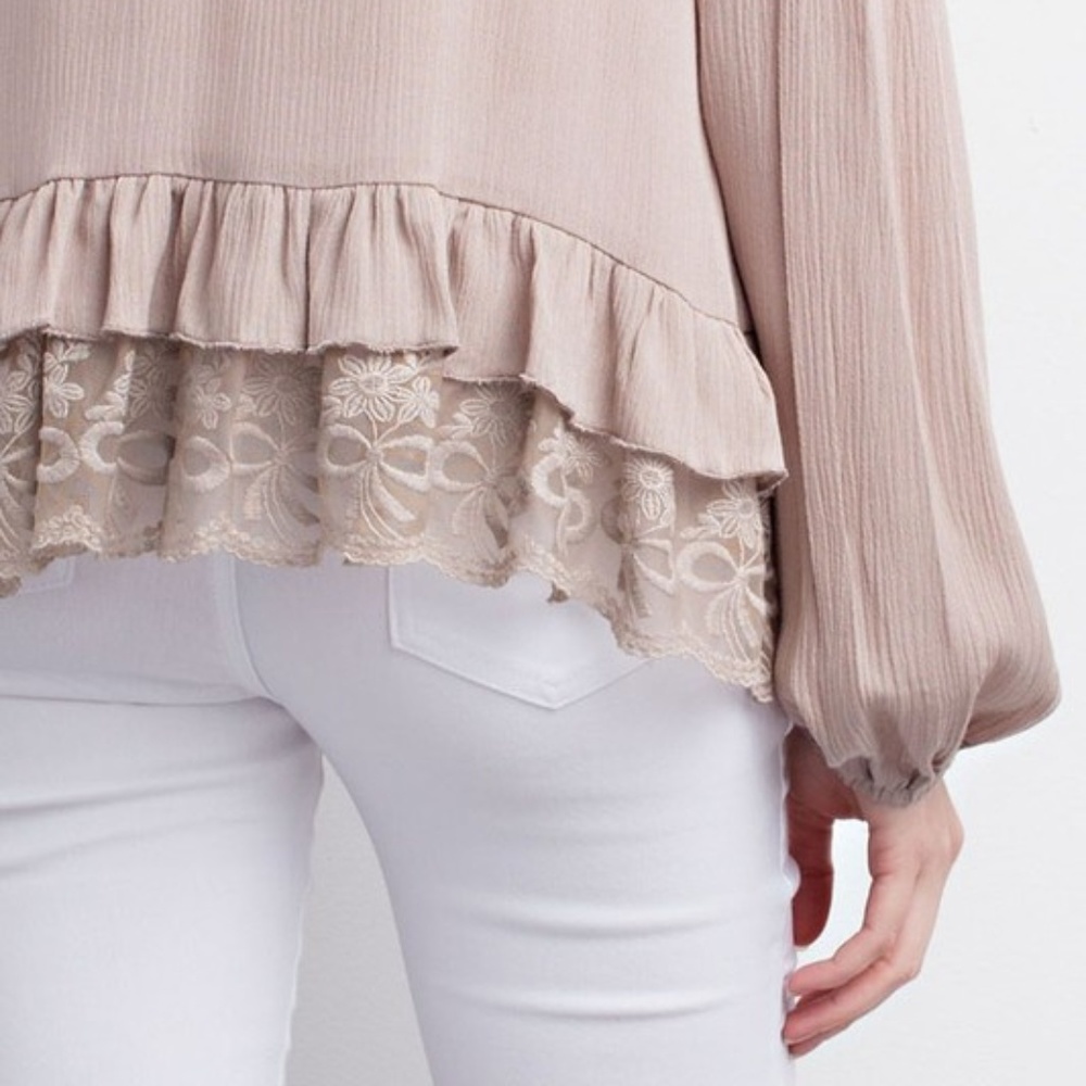 Beautiful Lace Top - Picture 5 of 7
